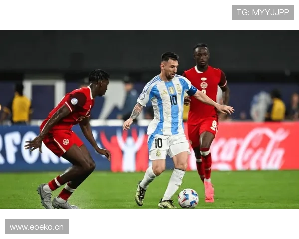 加拿大1-0南非赛后观察：防守稳定成为晋级基础